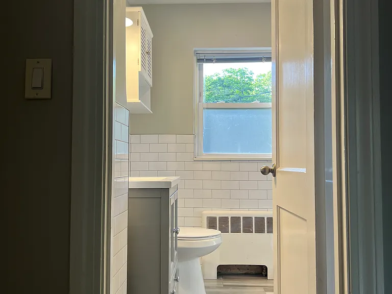 759 Vfw Pkwy #757 — Photo 8