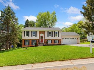 19933 Wild Cherry Ln, Germantown, MD 20874