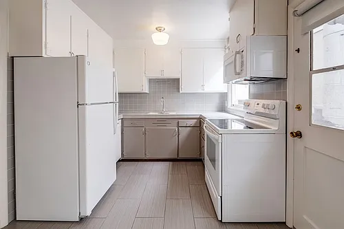 2000 Greenwich St #9 Photo 1