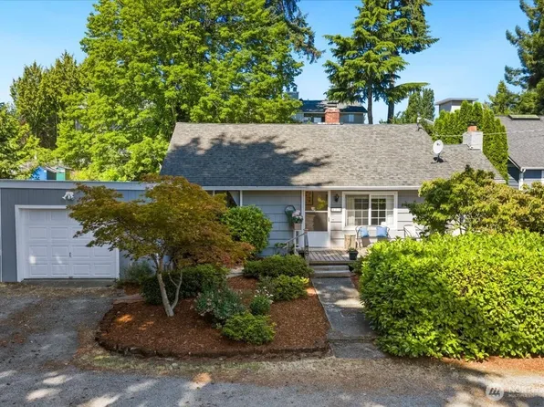 859 SW 132nd Street, Burien, WA 98146