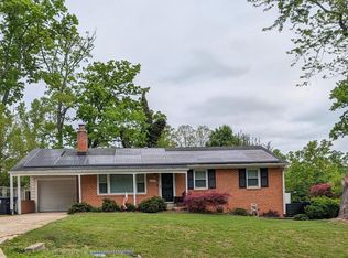 10028 Dubarry St, Glenn Dale, MD 20769