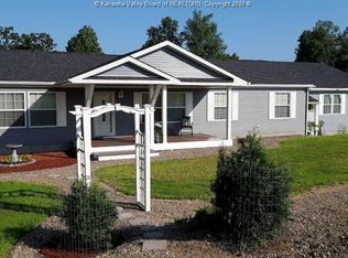 12584 Redmond Ridge Rd, Gallipolis Ferry, WV 25515