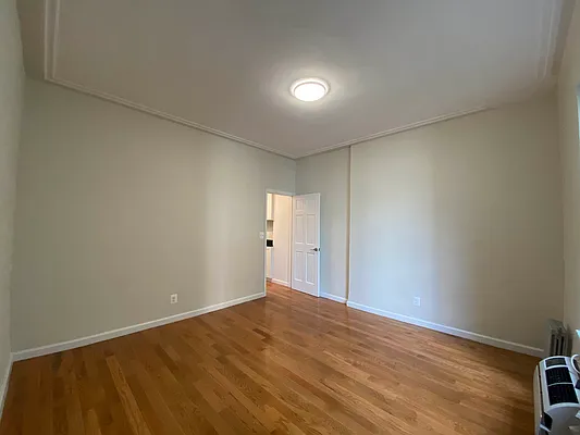 Rented by Oxford Property Group | media 16