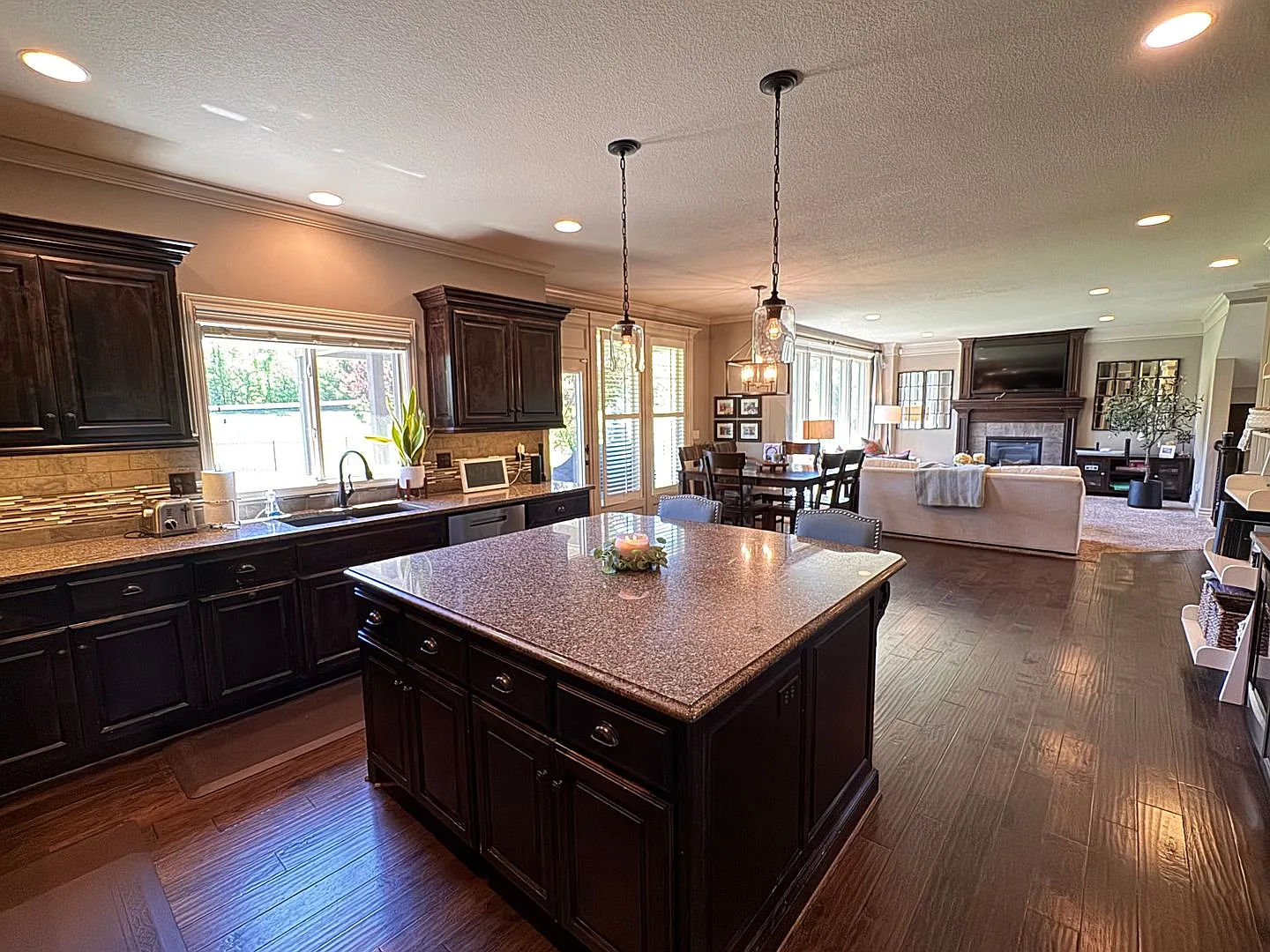5BR/5BA | Single Family Home | 3-Car Garage Parking | Fenced backyard — Photo 3