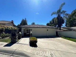 3 bed, 2244 sqft, $6,000 — Photo 1