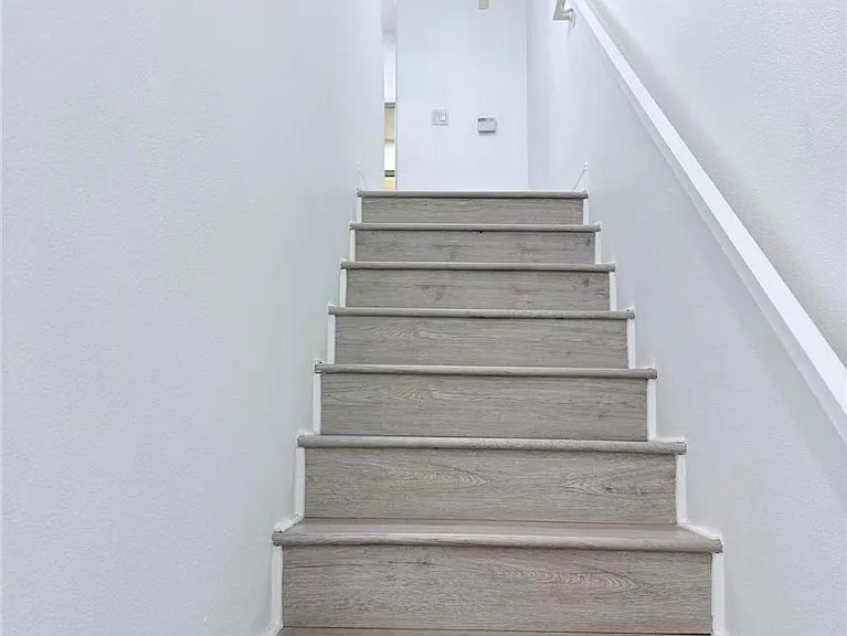 2125 S Bentley Ave #107 — Photo 12