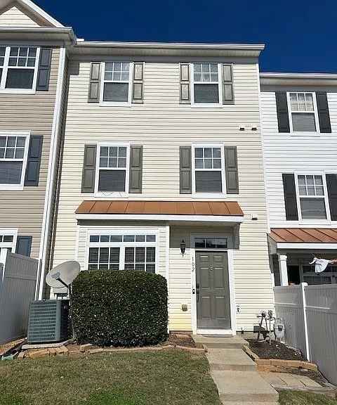 2221 Valley Edge Dr #102 — Photo 1
