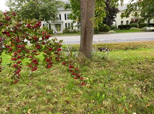 28 High St, Belfast, ME 04915