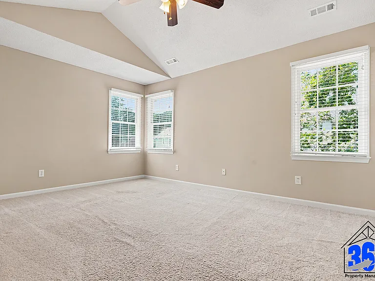 5524 Edgebury Rd — Photo 14