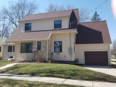 301 S 12th St, Clear Lake, IA, 50428