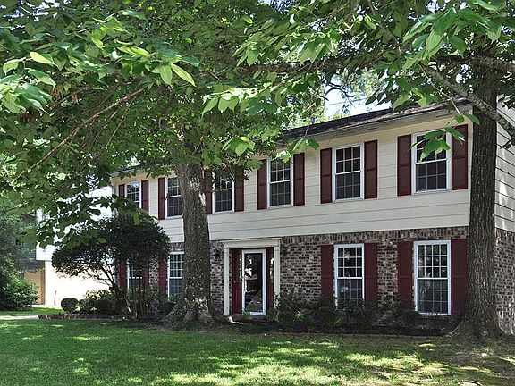 2nd image of 2914 Golden Leaf Dr