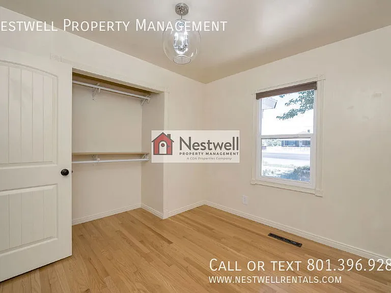 254 E Main St — Photo 17