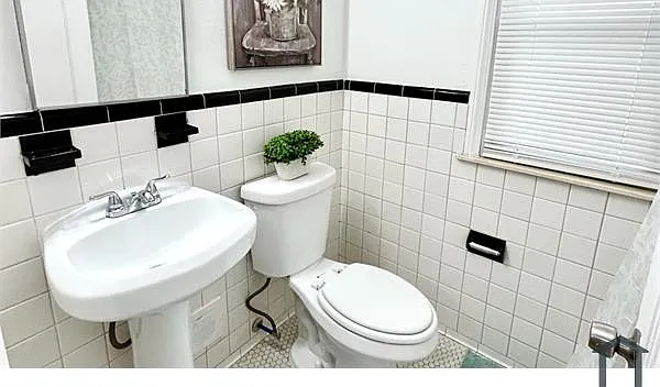 20504 Regent Dr — Photo 4