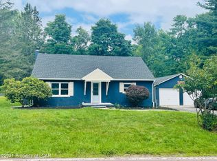 371 Lehman Outlet Rd, Dallas, PA 18612