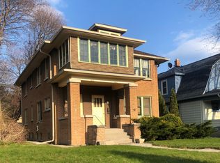 2023 N 8th St, Sheboygan, WI 53081