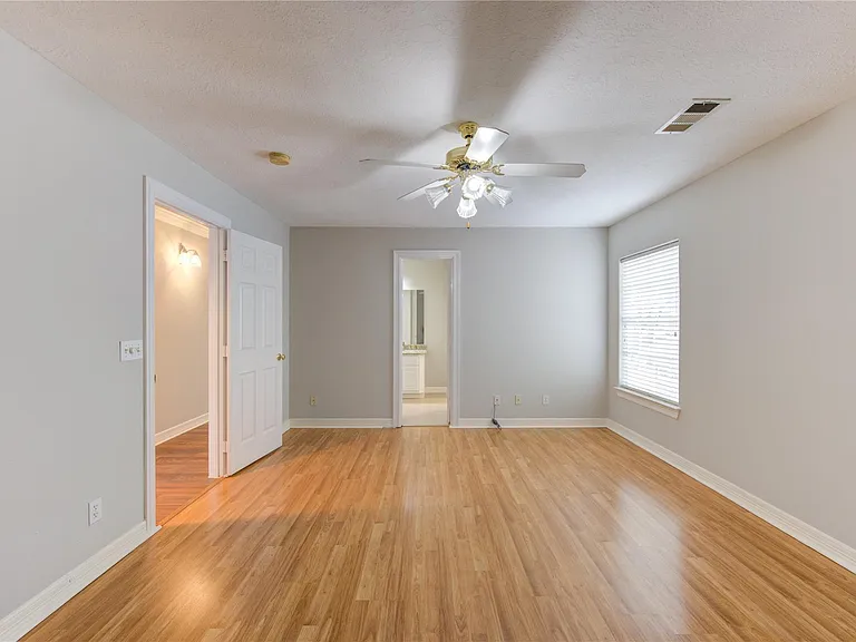 14007 Briar Heath Dr — Photo 26