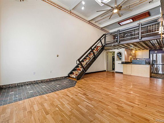 5th image of 1111 Osage Street #8