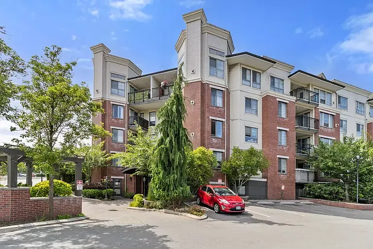 1 bed, 1.0 bath, 610 sqft, $1,595 — Photo 2