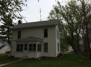 405 N 1st St, Pearl City, IL 61062