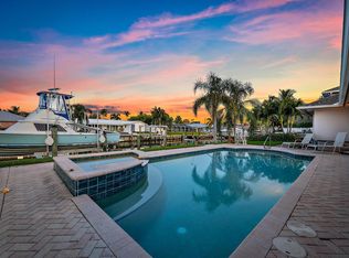 925 Dolphin Dr, Jupiter, FL 33458