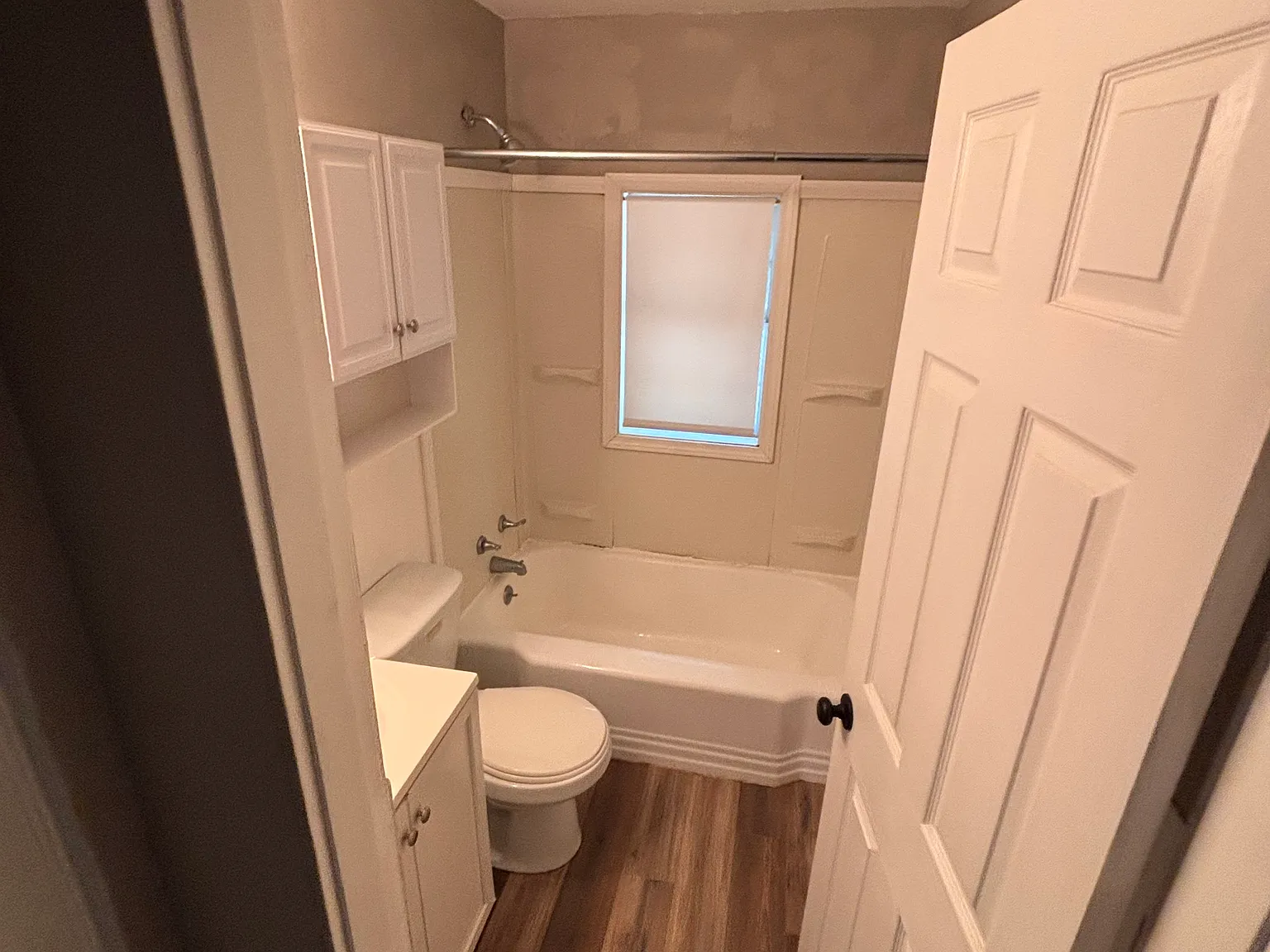 2 bed, 900 sqft, $1,150 — Photo 4