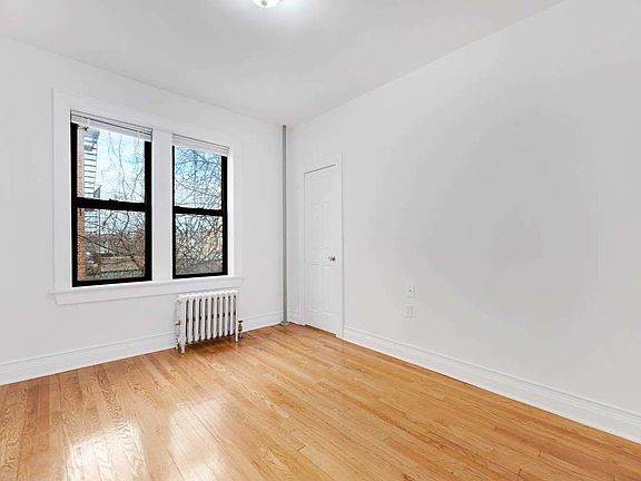 4th image of 3733 61st St APT 2G
