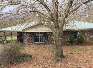318 Barbara Ave NW, Magee, MS 39111