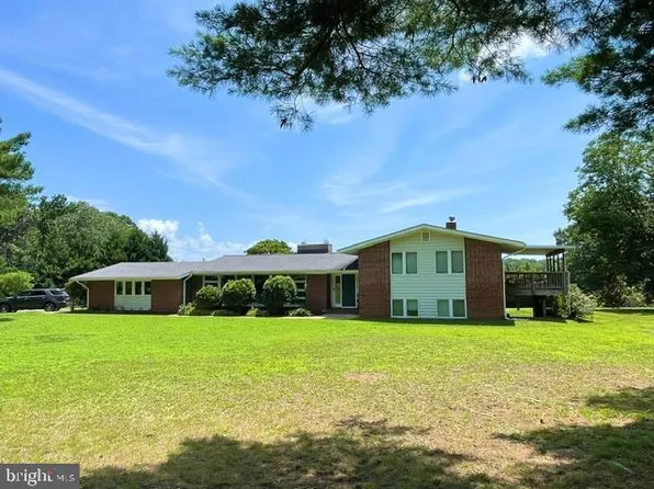 18002 Rosiers Creek Ln, King George, VA 22485