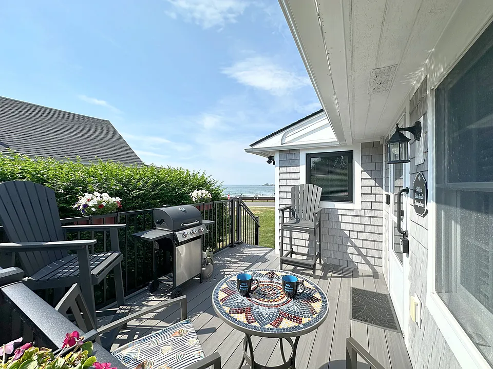 1021 Ocean Blvd #B