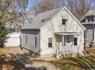 507 W Oakland Ave, Bloomington, IL 61701