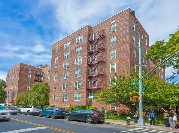 88-09 35th Avenue image 19 of 19