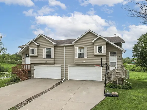 2030 Northland Cir, Coralville, IA 52241