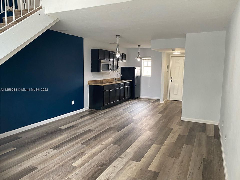 1st image of 10903 N Kendall Dr APT 221