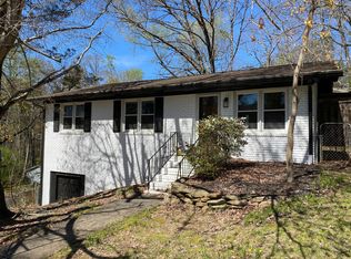 2516 Lakewood Dr NW, Kennesaw, GA 30152