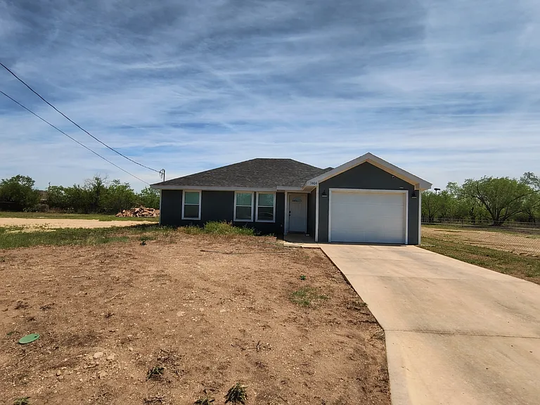 3804 Crockett St — Photo 1