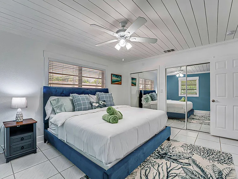532 N Palmway — Photo 49