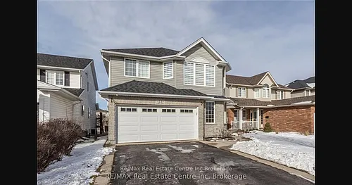 23 Gibbs Cres S Photo 1