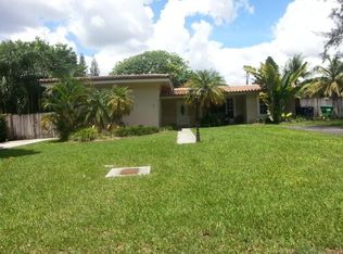 6140 SW 71st Ave, Miami, FL 33143