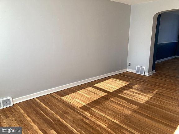 2nd image of 6126 Montague St