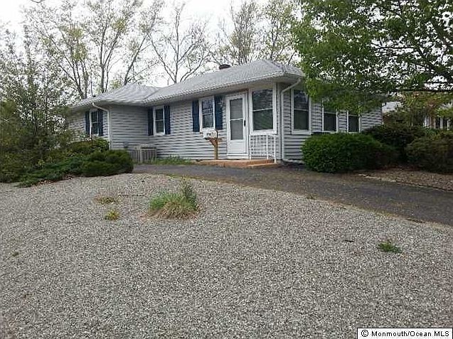 1st image of 4 Berkshire Ct