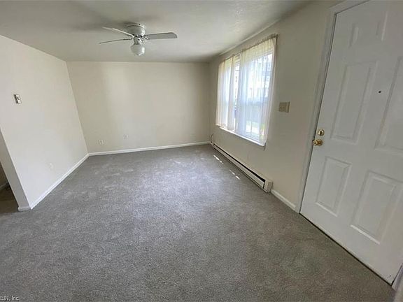 4th image of 9557 21st Bay St