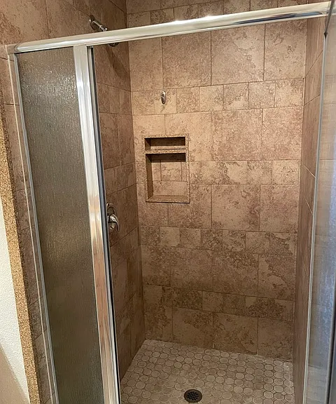 742 Poli St — Photo 3