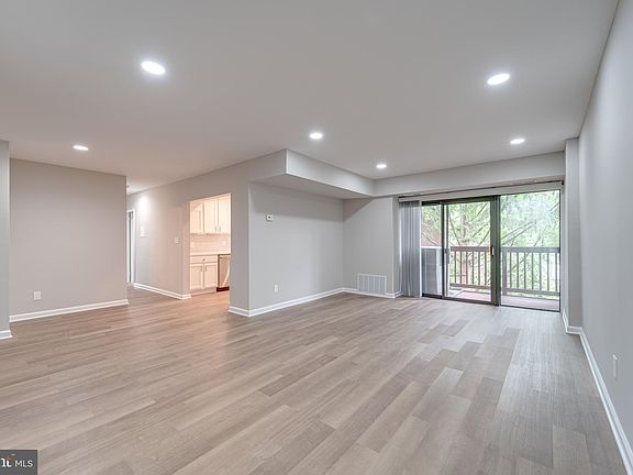 2nd image of 51 Skyhill Rd APT 202