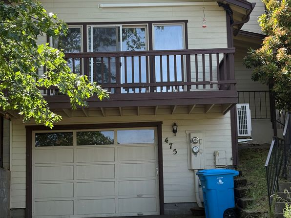 475 Maple Way