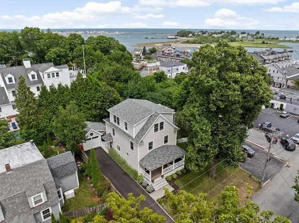10 Otis Pl, Scituate, MA 02066