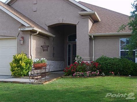 1st image of 9705 Pinewood Dr