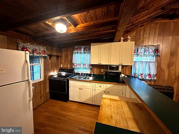 5th image of 1285 Nursery Rd Unit 20