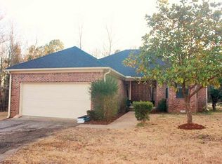 214 Liberty Rd, Jackson, TN 38305