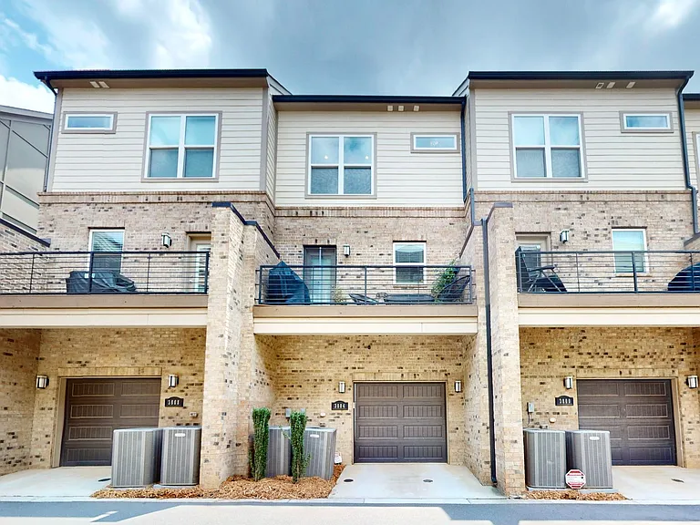 3804 Sky Haven Dr — Photo 42