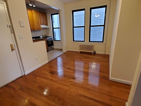 5th image of 31-74 35th St